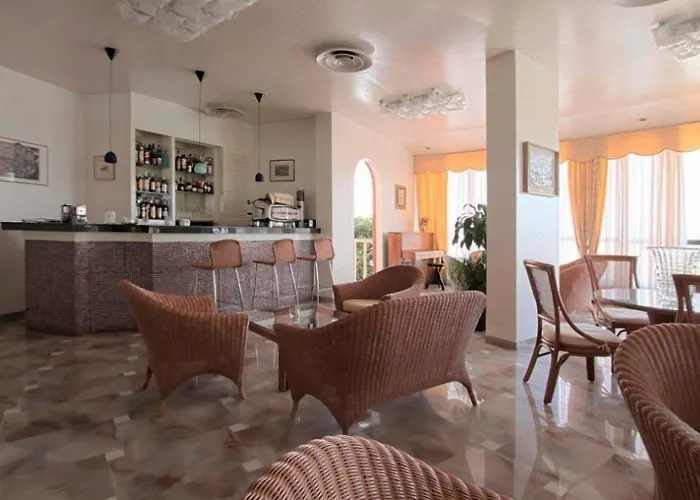 Hotel Torremaura Sea Front