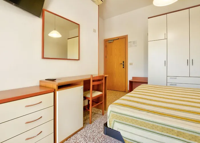 Hotel Happy