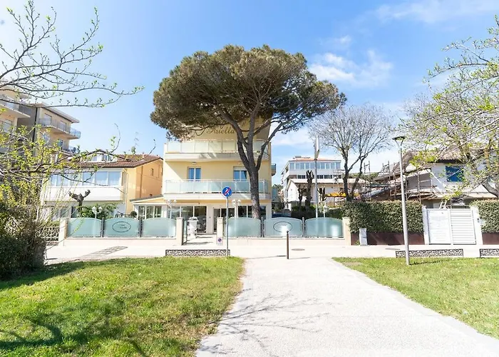 Hotel Ariella