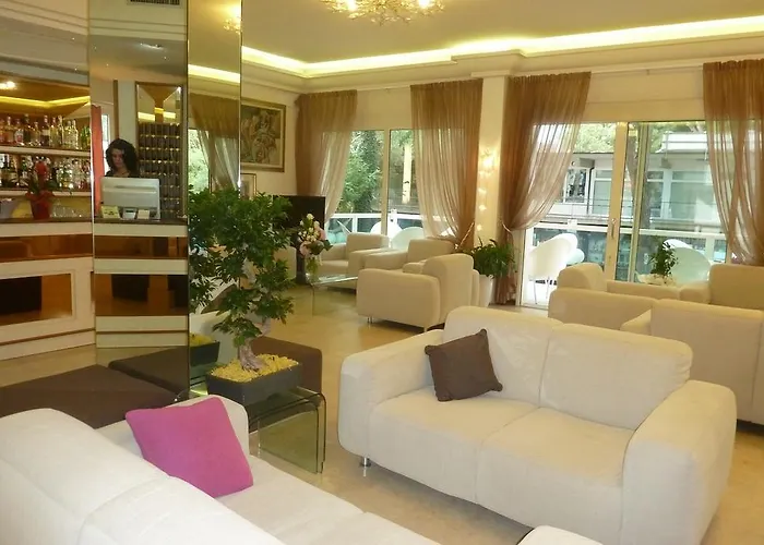 Hotel Astra